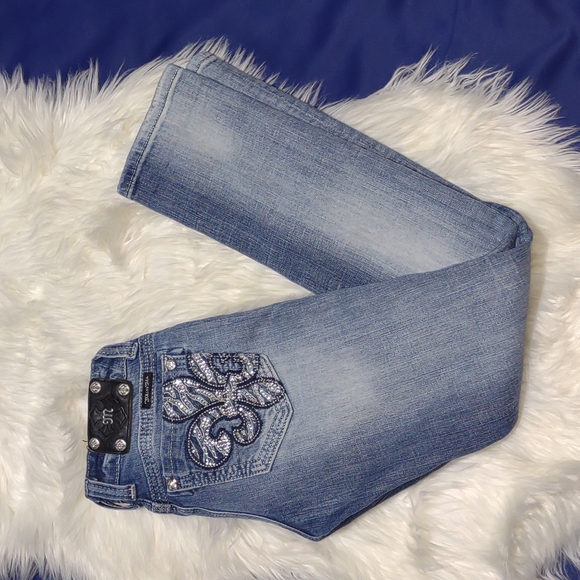 Miss Me Rhinestone Jester Straight Jeans 26 - Picture 13 of 17